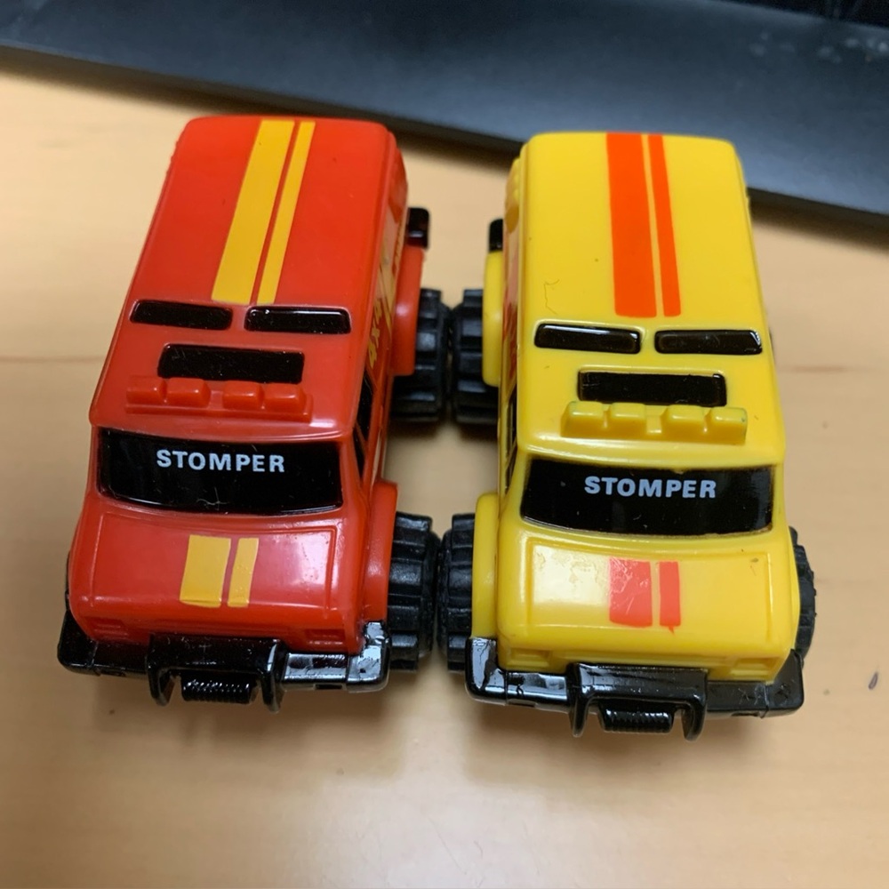 Lot Of 2 Vintage Red & Orange 4X4 Schaper Stomper Chevy vans - 1980’s Mc…
